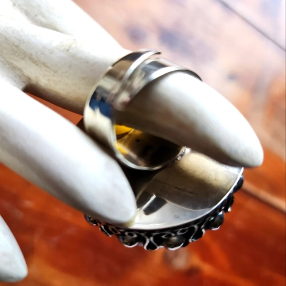 💛 Yellow Opal Silvertone Statement Ring - ONE OF A KIND 💛Happy Like Sunshine💛